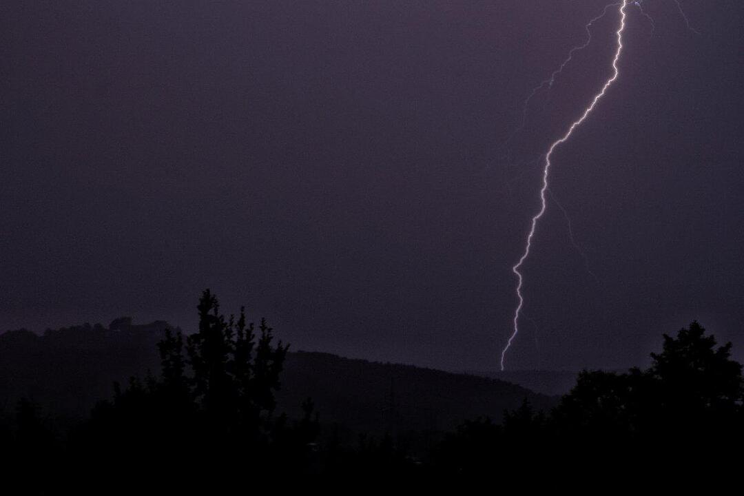 Unwetter: Blitze über Franken