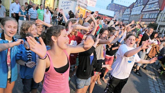 Am Altstadtfest wird in Ebern kräftig gefeiert. Foto: pr