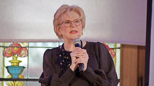 Peggy March bei ihrer musikalischen Lesereise im Kaiserhof Victoria.