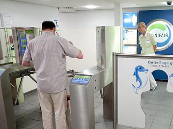 Ungenutzt verfallen: Laut einer repräsentativen Umfrage verschenken die Deutschen rund 20 Millionen Euro in Sanifair-Wertbons. Foto: Bernd Thissen dpa/lnw