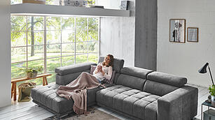 Schnäppchen für das Wohnzimmer: Die comfortmaster Eckkombination wird vom 5. bis zum 7. März  statt 2.025,- nur für 999,-  Euro angeboten. 50% gespart!