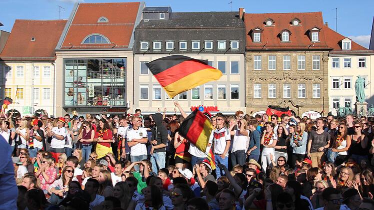 Auf dem Maxplatz war einiges los.   Foto: Sebastian Martin
