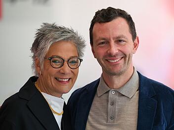 Karin Schmidt-Friderichs und Sebastian Guggolz