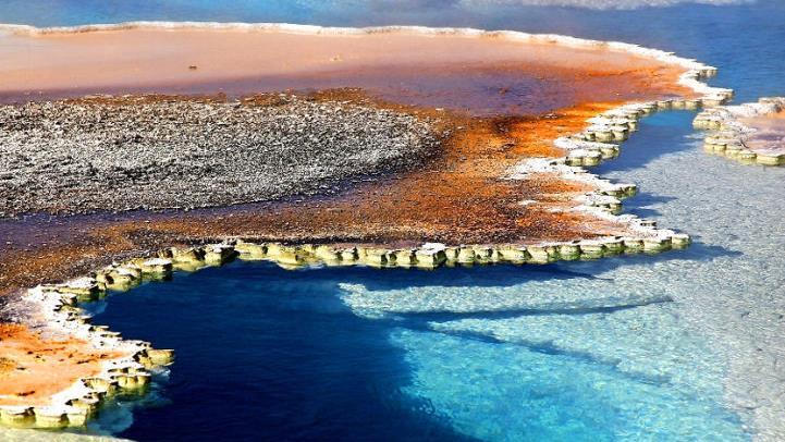 Naturschauspiel: der Yellowstone-Nationalpark im Westen der USA Foto: Frank Gorille