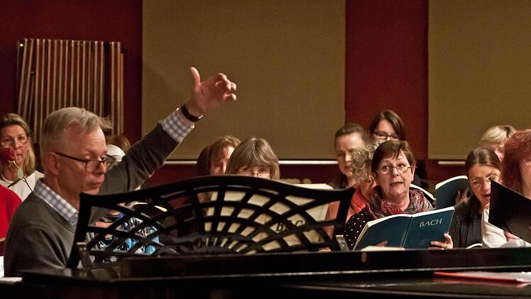 Der Coburger Bachchor bei der ProbenarbeitFoto: Jochen Berger