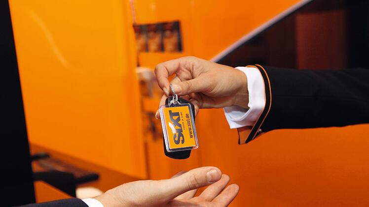 Transporter günstig bei Sixt mieten: Noch bis zum 31.07.2020 gibt es bei Sixt in Kooperation mit Penny ein tolles Angebot für Transporter und Lkw. Bild: SIXT