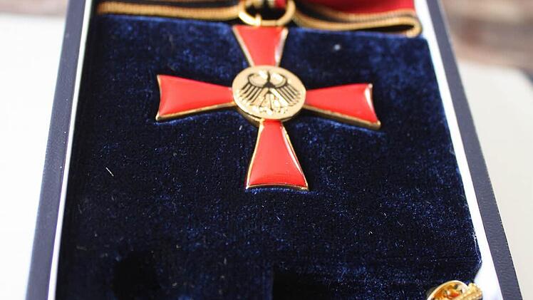 Das Bundesverdienstkreuz. Foto: Robert Huger