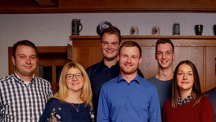 Die Top-8-Kandidaten der JB  mit B&uuml;rgermeisterkandidat Martin Albert (blaues Hemd) Foto: privat