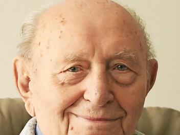 Herbert Burkholz, Träger des Bürgerpreises der Stadt Forchheim wurde gestern 95 Jahre alt.  Foto: J. Hofbauer