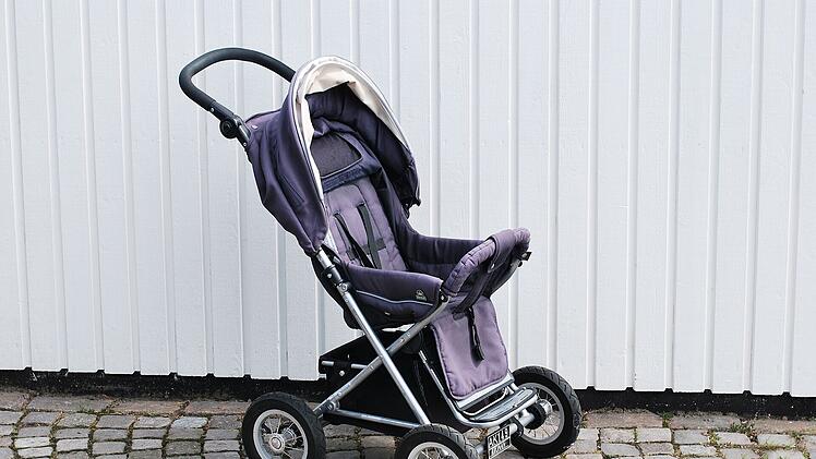 Der Buggy war laut Polizei randvoll mit Diebesgut aus verschiedenen Läden.