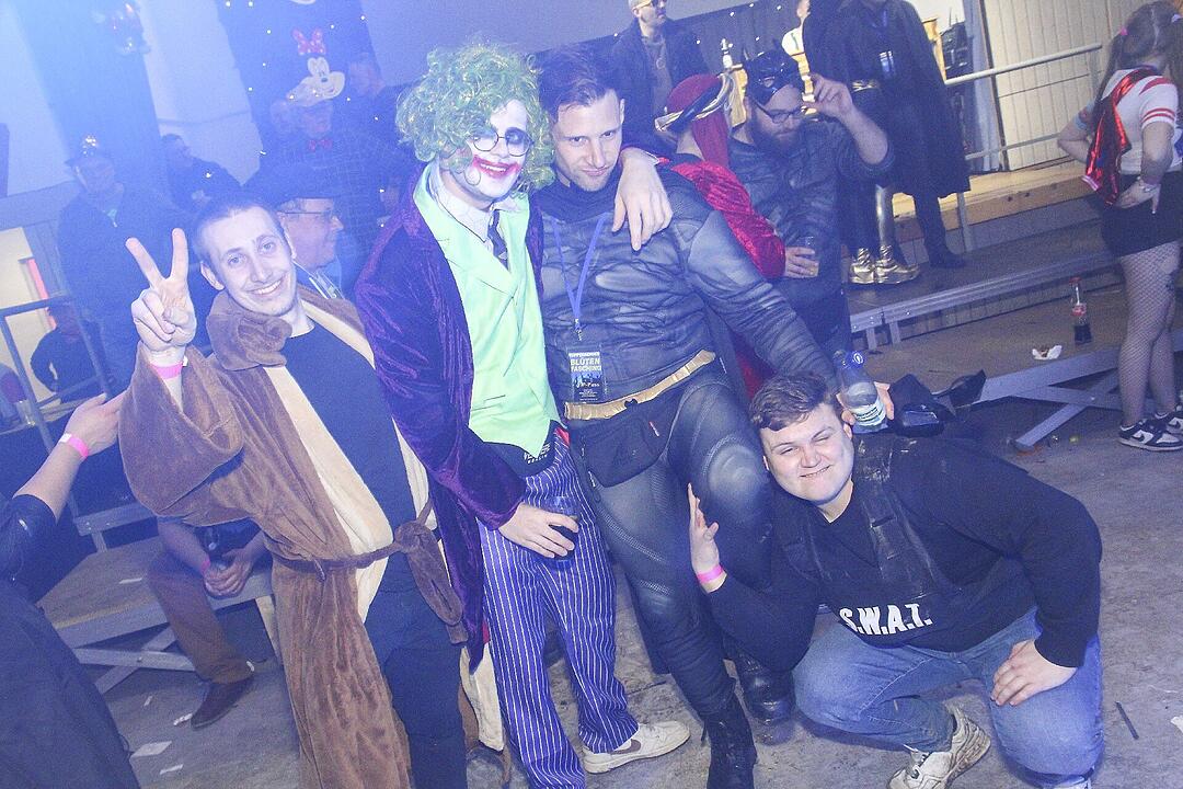 Super Stimmung beim Blütenfasching