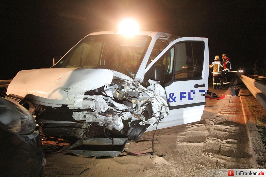 Sechs Verletzte nach Kollision auf der B470