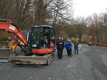 Die Schotterfläche trägt offiziell die Bezeichnung Multifunktionsplatz. Anwohner  am Heinmatring können sie  zum Parken nutzen. Foto: Simone Bastian