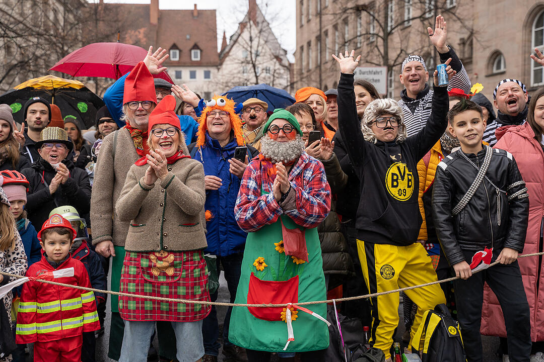 Der traditionelle Umzug zog ca. 70.000 Faschingsfreunde an.