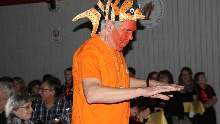 Einmarsch des Elferrats: Berthold Baier Foto: Veronika Schadeck