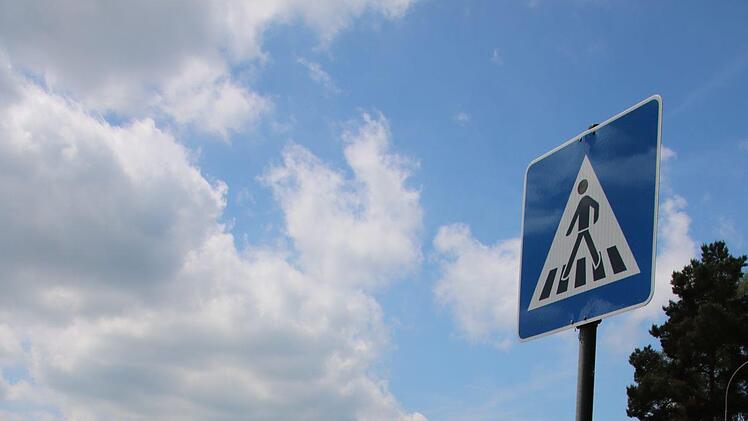 Der Zebrastreifen in der Konrad-Zirkel-Straße entfällt. Foto: Ralf Ruppert