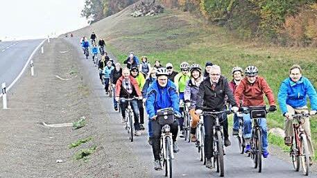 Um den Geh- und Radweg von Maroldsweisach nach Ermershausen kümmert sich die Gemeinde. Die Kosten werden vom Straßenbauamt ersetzt.