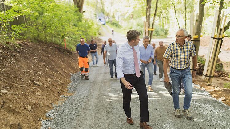 Landkreis Hof: Baubeginn Flüsseradweg in Untertiefengrün