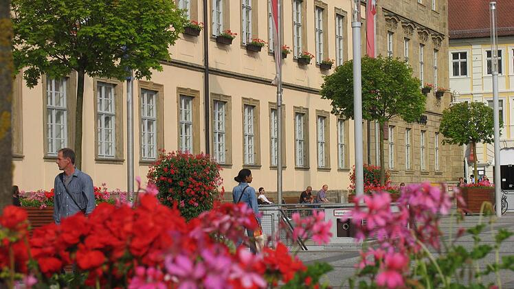 Das Bamberger Rathaus ist kein Hochsicherheitstrakt - und soll es auch in Zukunft nicht werden.  Archivbild: MW