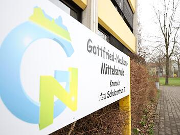Die Gottfried-Neukam-Mittelschule am Schulzentrum soll umbenannt werden - geht es nach der Frauenliste. Foto: Marian Hamacher