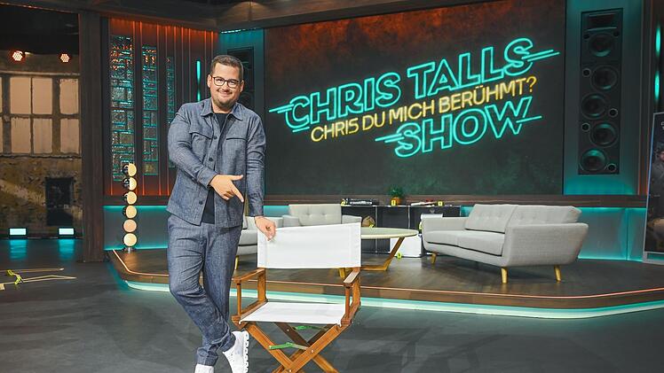 Chris Tall präsentiert seine neue Show zur Primetime bei ProSieben.