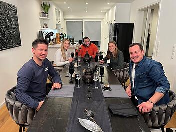 "Das perfekte Dinner" aus Bamberg: Radio-Moderator kocht im Fernsehen um die Wette - "War total überrascht" "Das perfekte Dinner" aus Bamberg: Radio-Moderator kocht im Fernsehen um die Wette - "War total überrascht"