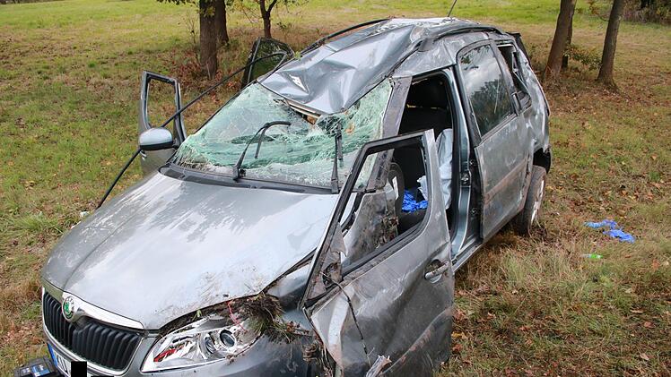 Unfall an der Autobahnanschlussstelle Neudrossenfeld. Foto: Jürgen Gärtner