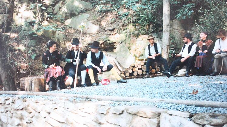 Szene aus dem Legendenspiel 1995  Repro: Friedwald Schedel