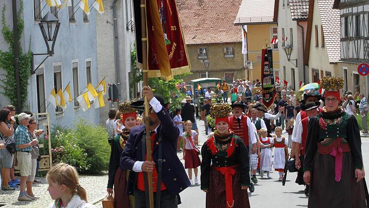 Der Festzug in Pretzfeld Foto: Andreas Hofbauer