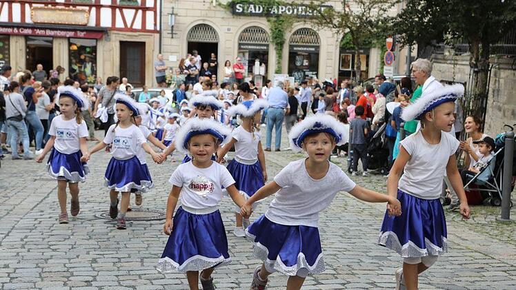 Kinderumzug beim Kronacher Freischießen 2019. Fotos: Barbara Herbst