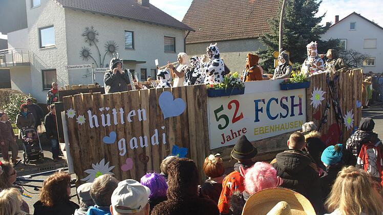 Faschingsumzug in Ebenhausen.  Foto: Stefan Geiger