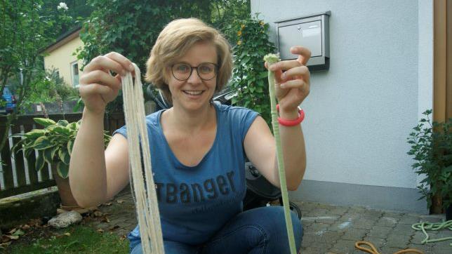 Die Seile zu entkernen, ist der erste, anstrengende Schritt.