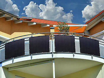 Flexible Solarmodule eignen sich perfekt für kleine Balkonkraftwerke, um auch auf begrenztem Raum umweltfreundliche Energie zu erzeugen.