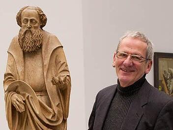 Kunstreferent Domkapitular Dr. Jürgen Lenssen hat bei einer Versteigerung des Londoner Auktionshauses Sotheby's eine Figur ersteigert, die wohl einst am Hochaltar der Herbstädter Kirche stand. (Foto: Kerstin-Schmeiser-Weiß)