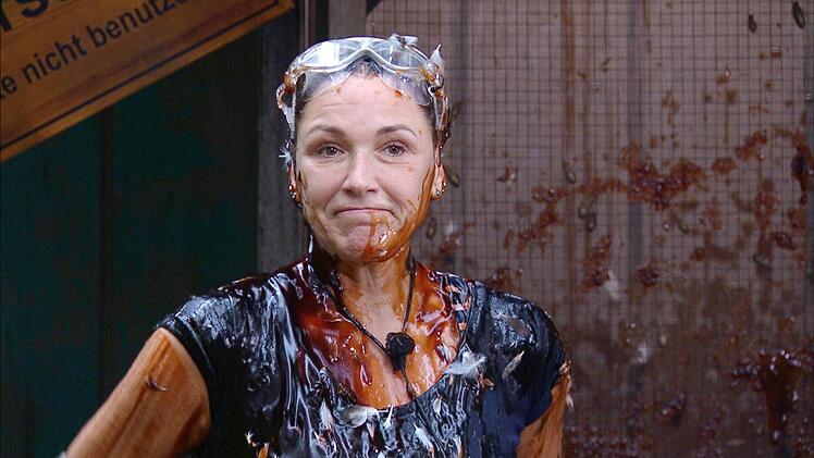 Simone Ballack leidet in der Pr&uuml;fung - und wundert sich, dass Gil noch da ist.