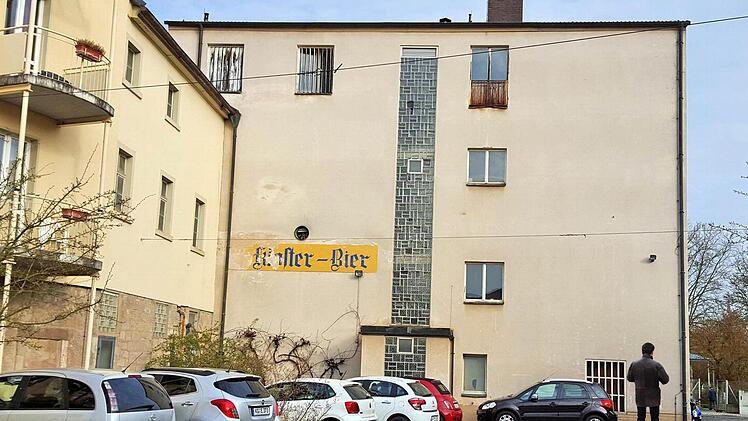 Die gesamte Klosterbrauerei wird abgerissen. Hier will die Carl von Heß'sche Sozialstiftung Hammelburg Seniorenwohnungen bauen. Im Erdgeschoss des Gebäudes ist eine Arztpraxis geplant.  Foto: Dieter Britz