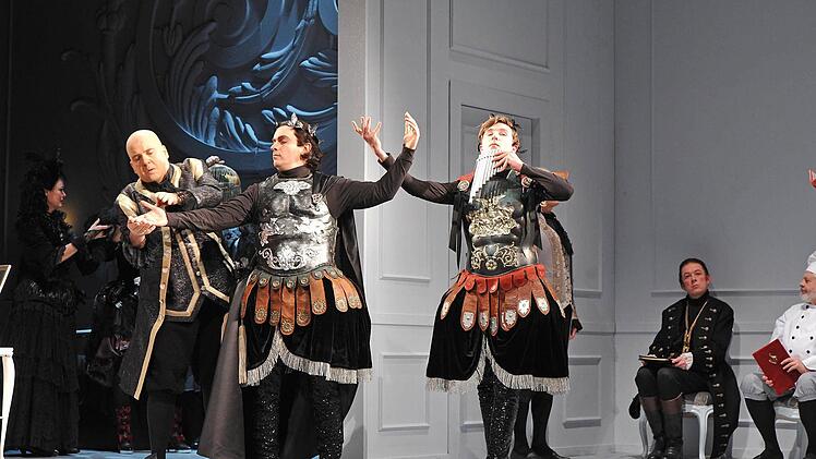 Szene aus dem "Rosenkavalier" am Landestheater Coburg.Foto: Andrea Kremper