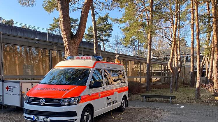 Erlangen: Notunterkunft für Ukraine-Flüchtlinge eröfnet - hier ist Platz für 200 Menschen