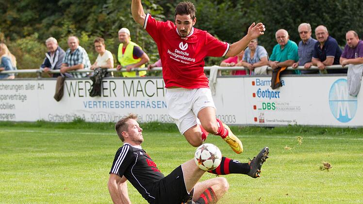 Seine letzten vier Heimspiele hat der TSV Ludwigsstadt gewonnen, auch gegen den VfR Johannisthal. Am Sonntag ist Spitzenreiter ASV Kleintettau zu Gast. Foto: Heinrich Weiß