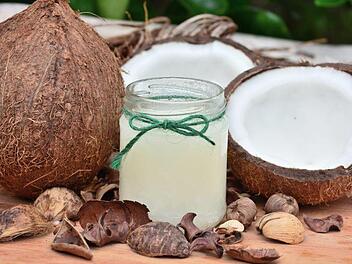 Das vermeintliche Superfood Kokosöl ist laut einer Professorin schädlich für unseren Körper. Symbolbild: pixabay.com/ moho01