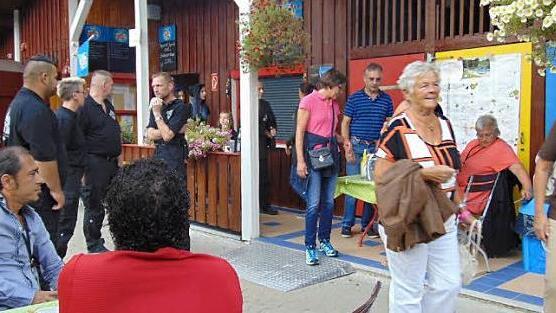 Ins Freibad nach Gräfenberg kamen Gäste jeden Alters. Foto: Petra Malbrich