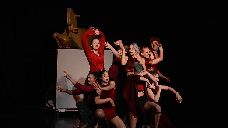 Eindrücke von der Absolventenshow. Foto: Leonid Lunart/Bethäuser