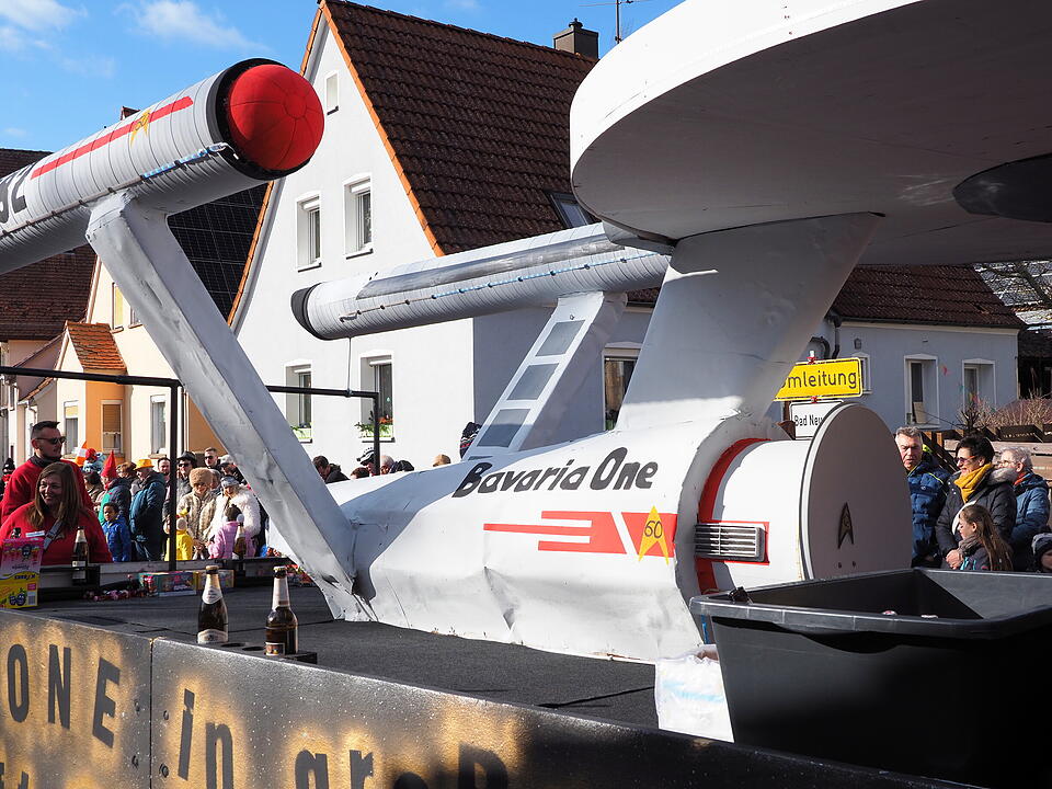 Wildes Faschingstreiben in Steinach an der Saale.