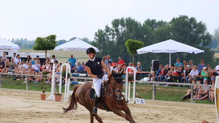 Impressionen vom Reitsport-Turnier in Detter.Sebastian Schmitt