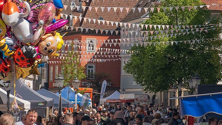 Fr&uuml;hlingsevent: "Coburg bl&uuml;ht auf" in der Innenstadt