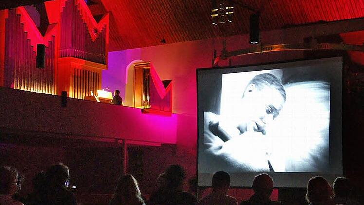 Einen Abend der besonderen Art bescherte die "Kirchenmusik in den Haßbergen" den Besuchern der Magdalenen-Kirche in Ebelsbach.  Foto: sw