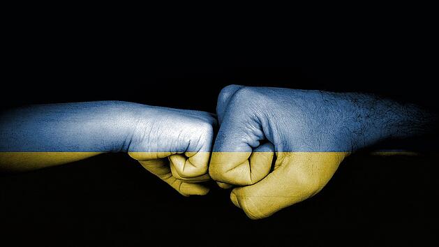 Wie können geflüchtete Menschen aus der Ukraine im deutschen Arbeitsmarkt Fuß fassen?