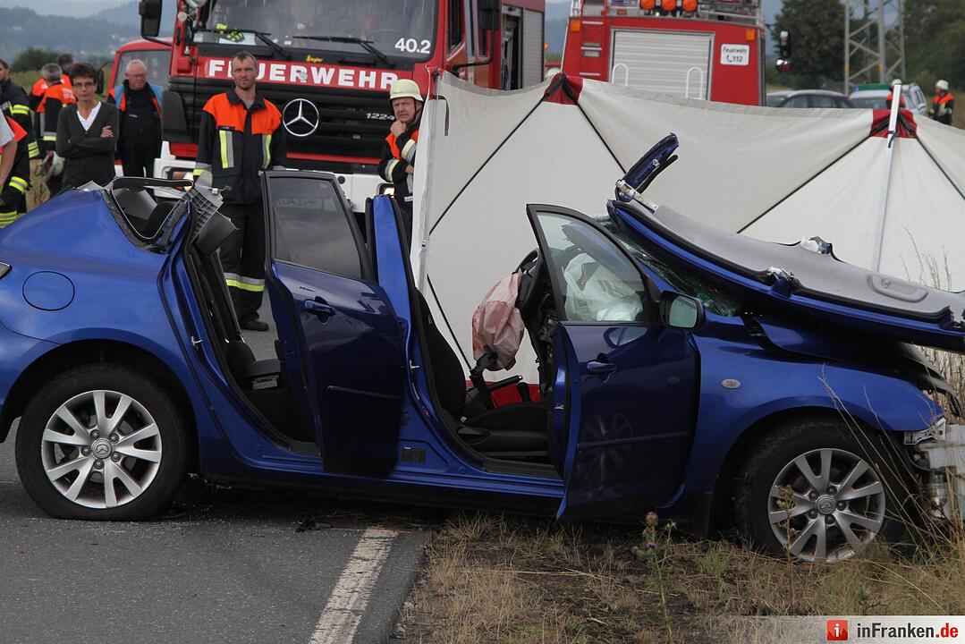 Schwerer Unfall zwischen Kasendorf und Kulmbach Bildergalerie