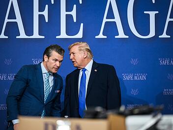 US-Pr&auml;sident Trump bei der Memphis Safe Task Force