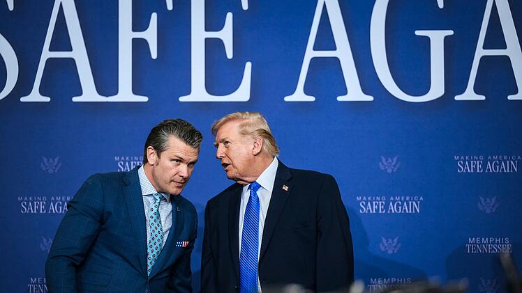 US-Pr&auml;sident Trump bei der Memphis Safe Task Force